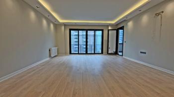 Elmas’tan Akdeniz’de Tek Blok Havuzlu Kaliteli İşçilik Lüks 4+1