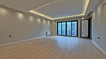 Elmas’tan Akdeniz’de Tek Blok Havuzlu Kaliteli İşçilik Lüks 4+1