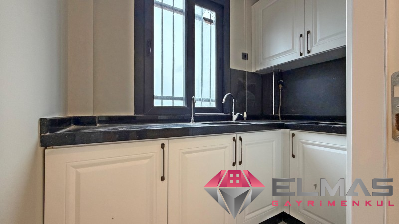 Elmas’tan Akdeniz’de Tek Blok Havuzlu Kaliteli İşçilik Lüks 4+1