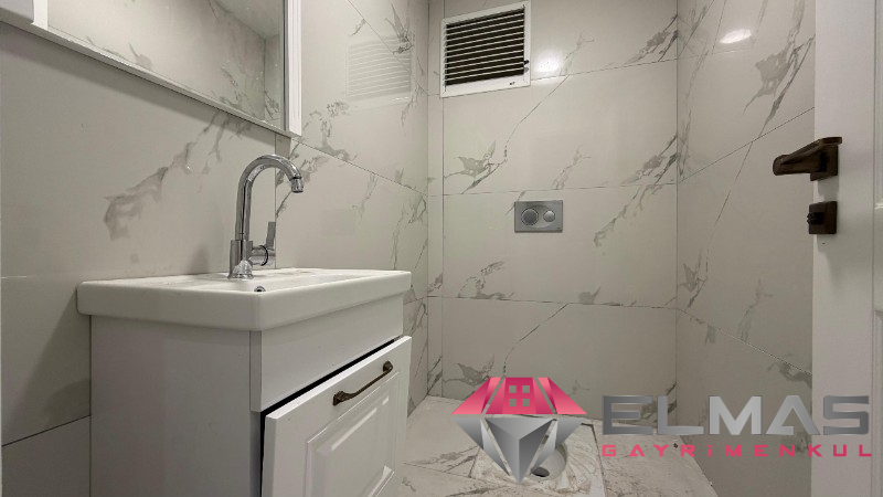 Elmas’tan Akdeniz’de Tek Blok Havuzlu Kaliteli İşçilik Lüks 4+1