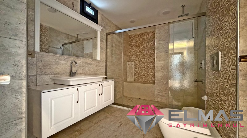 Elmas’tan Akdeniz’de Tek Blok Havuzlu Kaliteli İşçilik Lüks 4+1