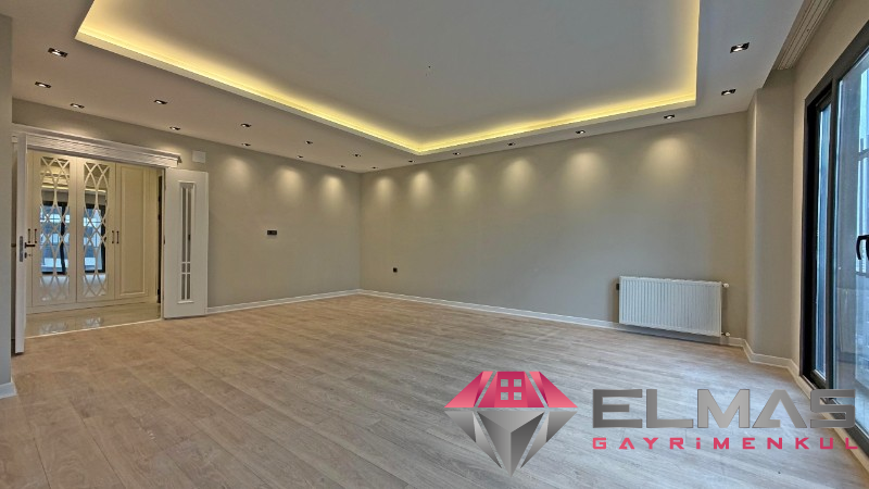 Elmas’tan Akdeniz’de Tek Blok Havuzlu Kaliteli İşçilik Lüks 4+1