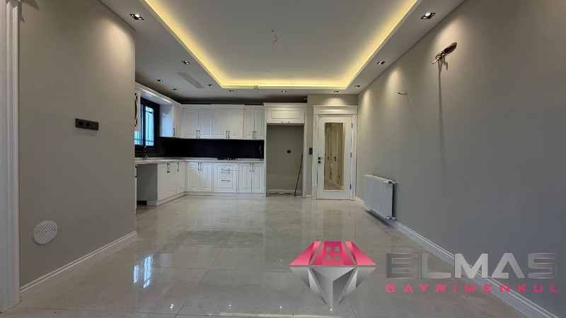 Elmas’tan Akdeniz’de Tek Blok Havuzlu Kaliteli İşçilik Lüks 4+1