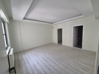 GÜVENAY - ÇORUM BUHARA EVLER 5. CADDE ARKASI SİTE İÇERİSİ SATILIK DAİRE 