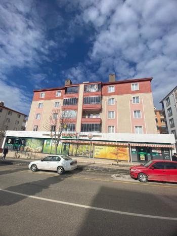 GÜVENAY - ÇORUM BUHARAEVLER DR. SADIK AHMET CADDESİ SATILIK 3+1 DAİRE