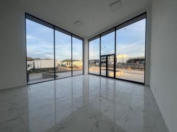 Metehan Kermiya'da Ana cadde Üstünde Kiralık Dükkan & İş Yeri