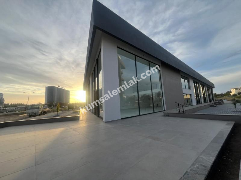 Metehan Kermiya'da Ana cadde Üstünde Kiralık Dükkan & İş Yeri