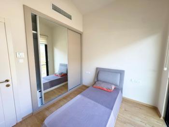 Kıbrıs Girne Alsancak da Havuzlu Sitede Satılık 3+1 Çok Özel Villa