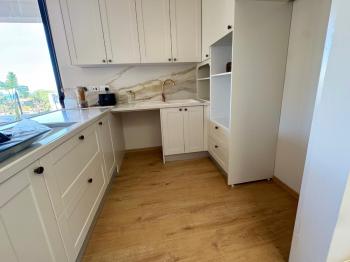 Kıbrıs Girne Alsancak da Havuzlu Sitede Satılık 3+1 Çok Özel Villa