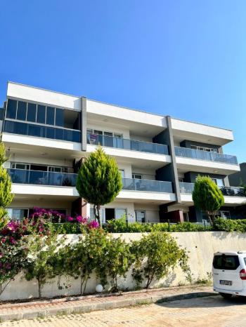 Kuşadası Kadınlar Denizi Kiralık Daire 