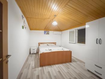 Gökova Merkezde | 2.Kat Eşyalı | Kiralık 2+1 Daire