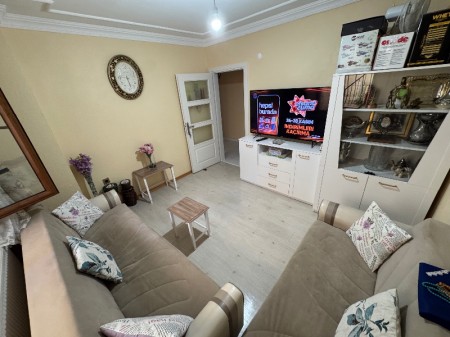 Yeşilpınar'da 1+1 Bahçe Katı Temiz Satılık Daire