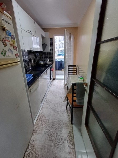 Binevler Otobüs Son Durağına Yakın Güvenlikli Site'de Satılık Daire