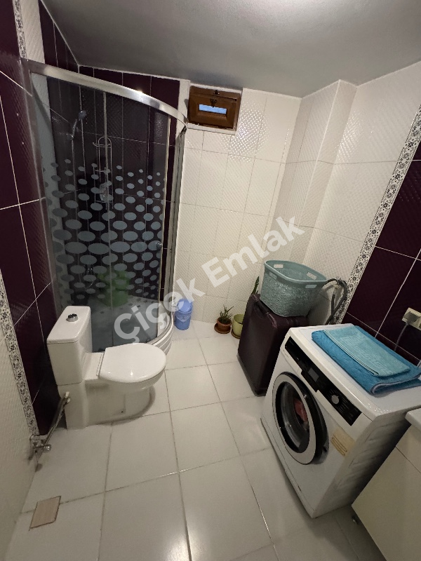 Yeşilpınar'da 1+1 Bahçe Katı Temiz Satılık Daire