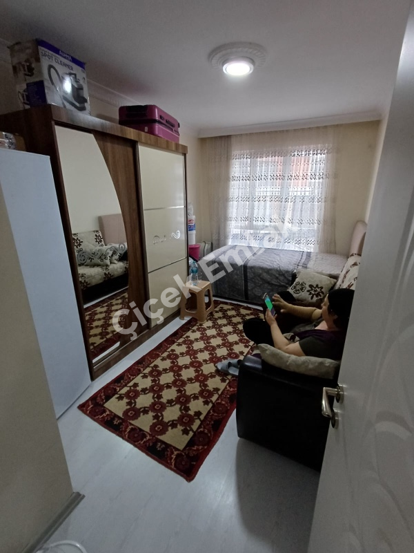 Binevler Otobüs Son Durağına Yakın Güvenlikli Site'de Satılık Daire