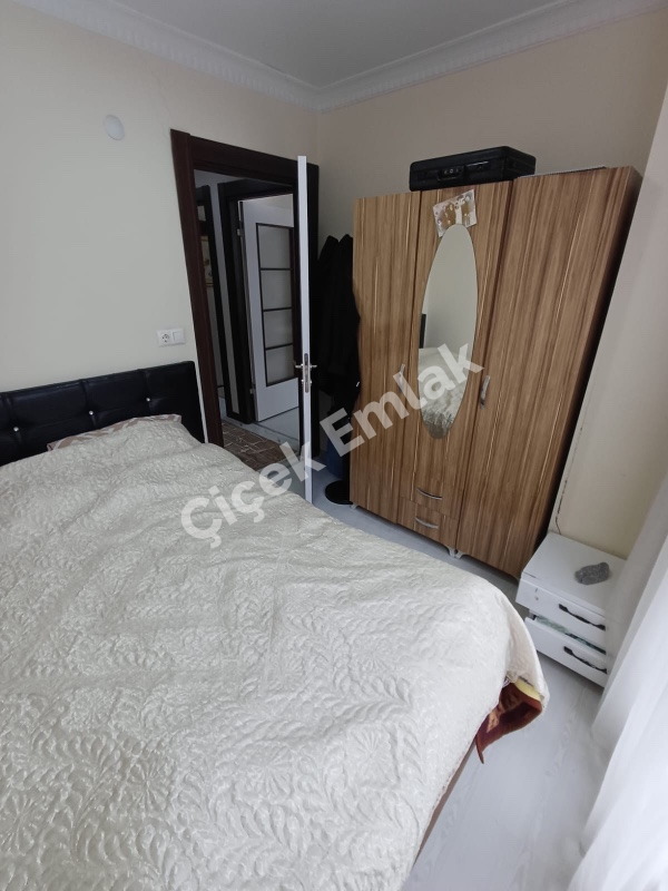 Binevler Otobüs Son Durağına Yakın Güvenlikli Site'de Satılık Daire