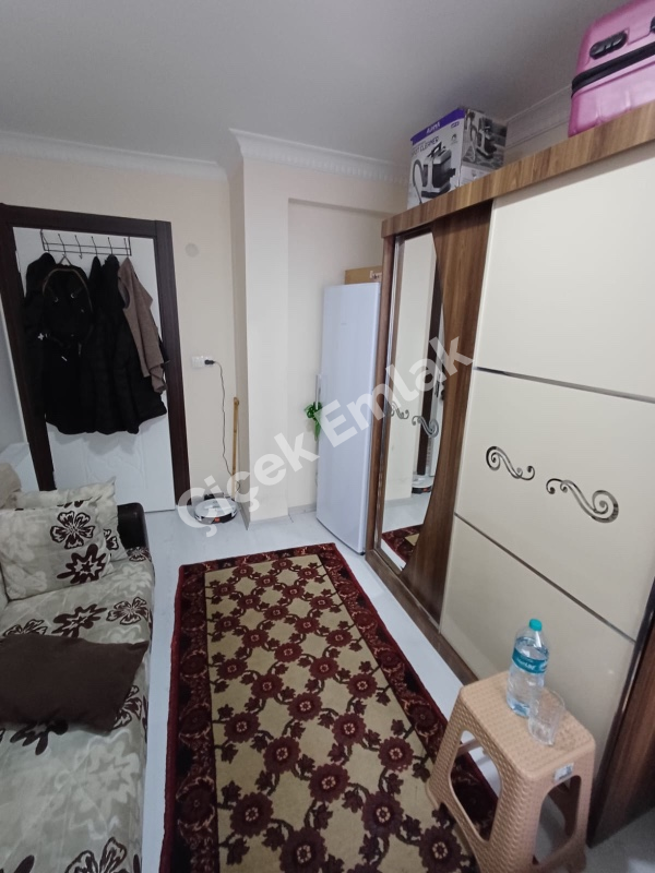 Binevler Otobüs Son Durağına Yakın Güvenlikli Site'de Satılık Daire