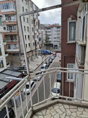 AFYON ÜÇOK EMLAKTAN  CUMHURİYET MAH 3+1 120M² TEMİZ BAKIMLI SATILIK DAİRE 