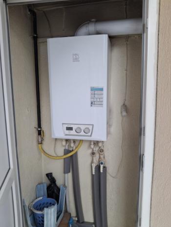 AFYON ÜÇOK EMLAKTAN  CUMHURİYET MAH 3+1 120M² TEMİZ BAKIMLI SATILIK DAİRE 