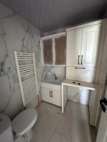 AFYON ÜÇOK EMLAKTAN SAHİPATA MAH SATILIK SIFIR LÜX 3+1 ARAKAT DAİRE ASANSÖRLÜ