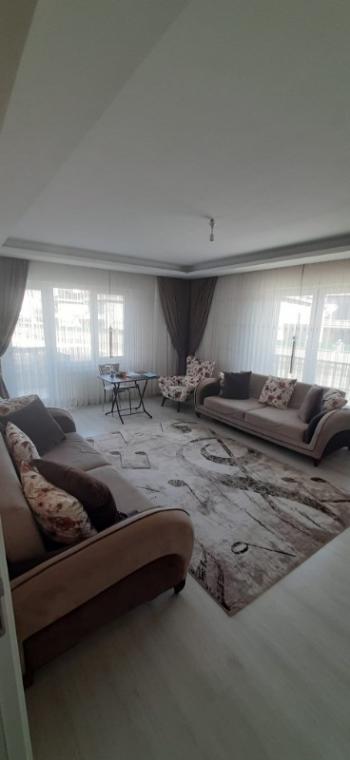 AFYON ÜÇOK EMLAKTAN YENİCE MAH 3+1 120M² TEMİZ BAKIMLI EBEVYN BANYOLU SATILIK DAİRE 