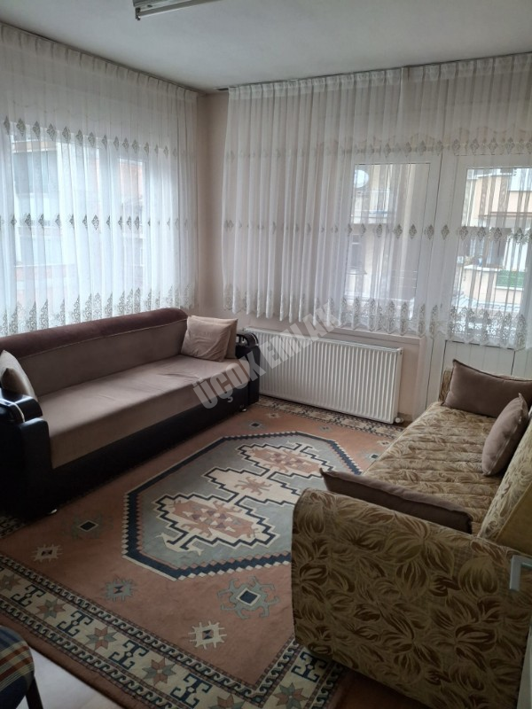 AFYON ÜÇOK EMLAKTAN  CUMHURİYET MAH 3+1 120M² TEMİZ BAKIMLI SATILIK DAİRE 