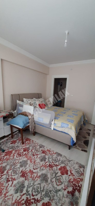 AFYON ÜÇOK EMLAKTAN YENİCE MAH 3+1 120M² TEMİZ BAKIMLI EBEVYN BANYOLU SATILIK DAİRE 