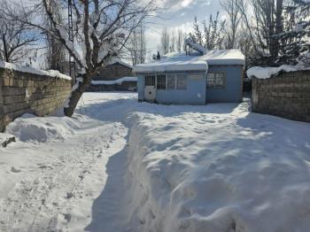 GAZİ MAHALLESİ 371 M2 ARSA VE ÜZERİNDE 80 M2 SATILIK MÜSTAKİL EV