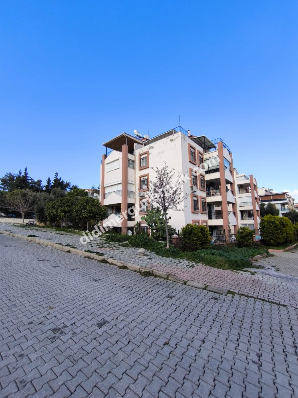 ÇAMLIK’TA DENİZE 50 METRE  ULTRA LÜKS 2+1 AÇIK MUTFAK DAİRE FİYAT: 4.900.000TL