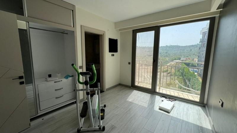 Kuşadasın'da Merkezde Satılık 3+1 Daire