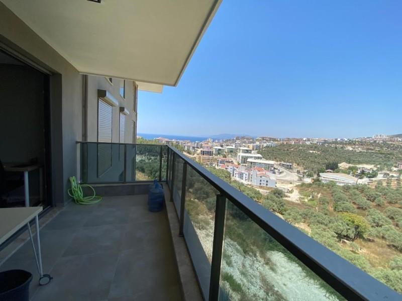 Kuşadasın'da Merkezde Satılık 3+1 Daire