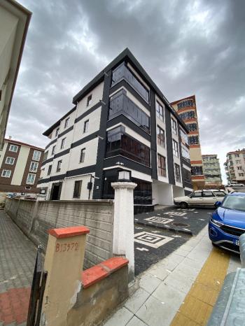 GÜVENAY - ÇORUM BAHÇELİEVLER İSMAİL KAKAÇ OKULU CİVARI SATILIK 3+1 LÜKS DAİRE