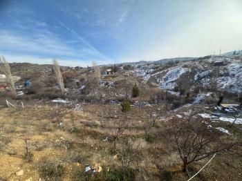 GÜVENAY - ÇORUM ÇOMAR BARAJIN ÜST TARAFI 1609,m2 SATILIK BAĞ 