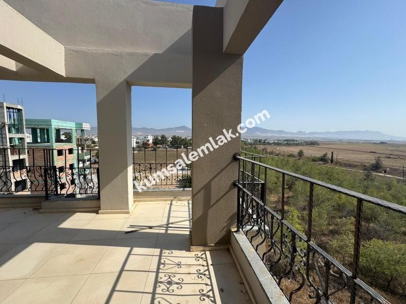  KÜÇÜK KAYMAKLI'DA  EŞYALI AYLIK ÖDEMELİ  PENTHOUSE DAİRE