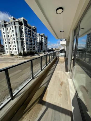 AFYON ÜÇOK EMLAKTAN SELÇIKLU MAH  SIFIR LÜX 4+1 156M² SATILIK DAİRE 