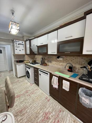 AFYON ÜÇOK EMLAKTAN MAREŞAL F ÇAKMAK SATILIK 3+1 3 KAT GENİŞ BAKIMLI DAİRE