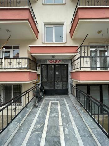AFYON ÜÇOK EMLAKTAN MAREŞAL F ÇAKMAK SATILIK 3+1 3 KAT GENİŞ BAKIMLI DAİRE