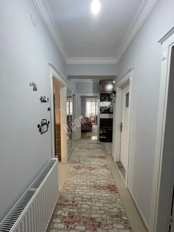 AFYON ÜÇOK EMLAKTAN MAREŞAL F ÇAKMAK SATILIK 3+1 3 KAT GENİŞ BAKIMLI DAİRE