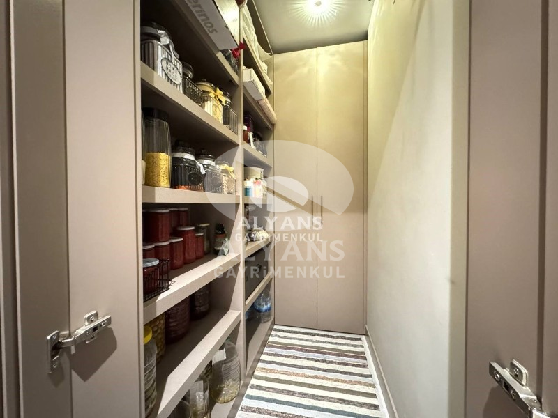 ALYANS'TAN SOLİ CENTER CİVARI MASRAFSIZ DENİZ GÖREN LÜKS 4+1