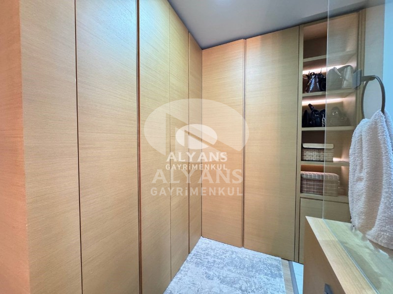 ALYANS'TAN SOLİ CENTER CİVARI MASRAFSIZ DENİZ GÖREN LÜKS 4+1