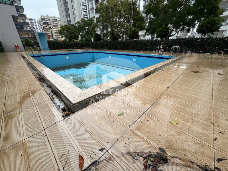 ALYANS'TAN SOLİ CENTER CİVARI MASRAFSIZ DENİZ GÖREN LÜKS 4+1