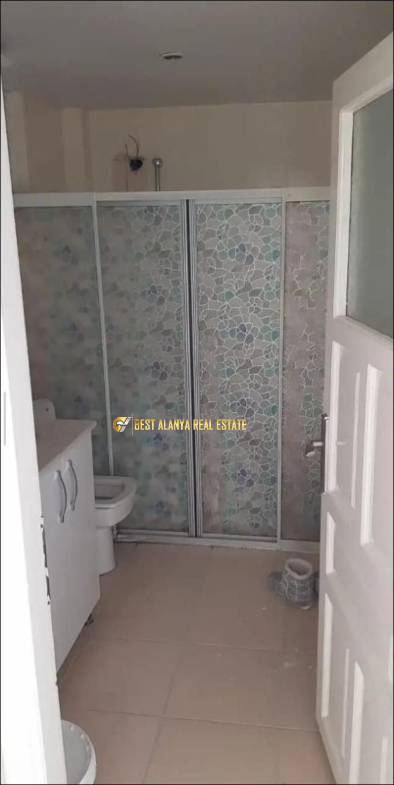 ALANYA MERKEZ'DE 3+1 EŞYASIZ KİRALIK DAİRE ALANYA ANTALYA