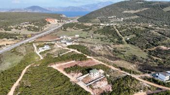 Didim Seyrantepe de Satılık Köşe Başı 570M2  Arsa Bafa Gölü Manzaralı