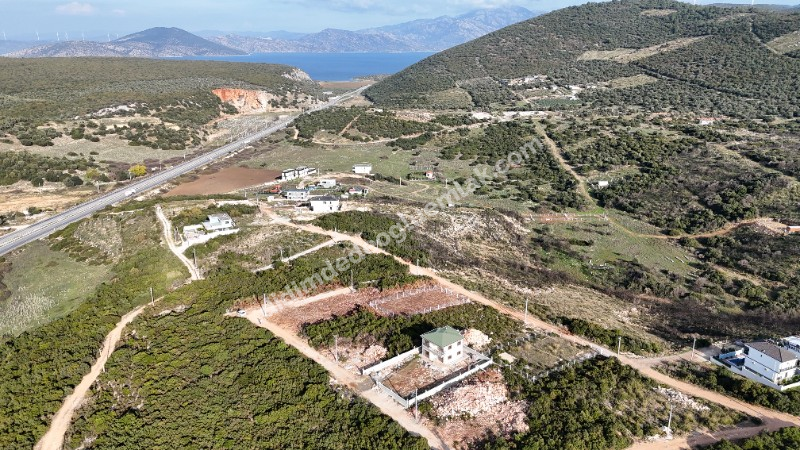 Didim Seyrantepe de Satılık Köşe Başı 570M2  Arsa Bafa Gölü Manzaralı