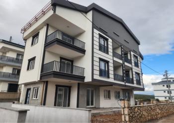 CUMHURİYET MAHALLESİ’NDE | ASANSÖRLÜ | KAPALI OTOPARKLI | SIFIR LÜKS 2+1 DAİRE