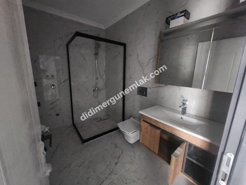 CUMHURİYET MAHALLESİ’NDE | ASANSÖRLÜ | KAPALI OTOPARKLI | SIFIR LÜKS 2+1 DAİRE