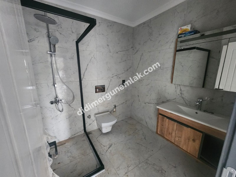 CUMHURİYET MAHALLESİ’NDE | ASANSÖRLÜ | KAPALI OTOPARKLI | SIFIR LÜKS 2+1 DAİRE