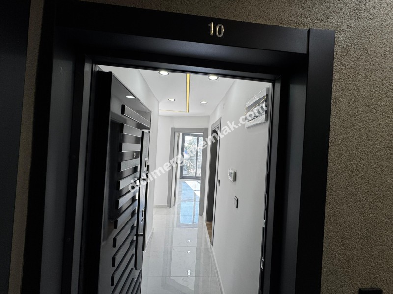 CUMHURİYET MAHALLESİ'NDE 2+1 SIFIR GENİŞ BAHÇE KULLANIMLI SATILIK DAİRE