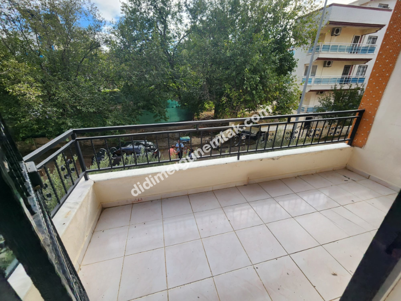 DİDİM ÇAMLIK MAHALLESİ’NDE | DENİZE YÜRÜME MESAFESİNDE | 2+1 ARA KAT SATILIK DAİRE