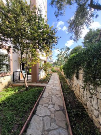 Didim Altınkum’a Yürüme Mesafesinde Kabakoğlu Sitesinde Satılık 2+1 Daire